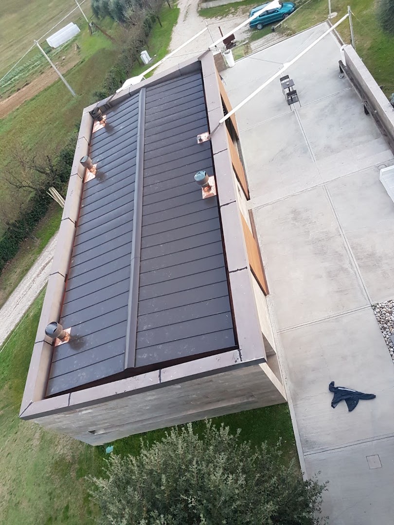 SB SERVIZI di Bacchio Settimio LATTONERIA — Foto 14